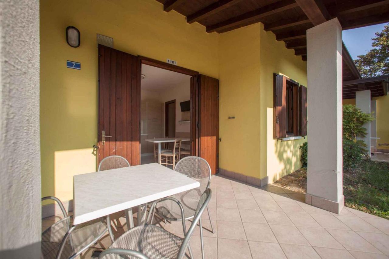 Holiday Homes In Sirmione/Gardasee 22174 Eksteriør billede