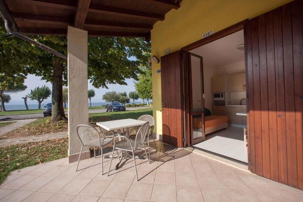 Holiday Homes In Sirmione/Gardasee 22174 Eksteriør billede